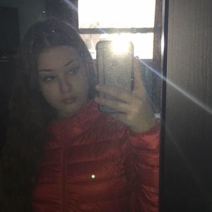 Meet your Posher, Sofi